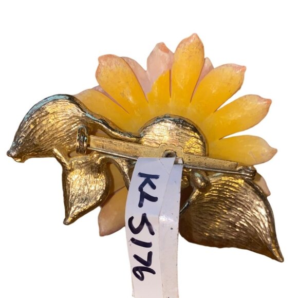 Vintage Orange Flower Brooch Pin - Retro Floral Statement Jewelry - Picture 3 of 4